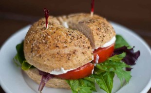 Montreal-Spiced Bagel